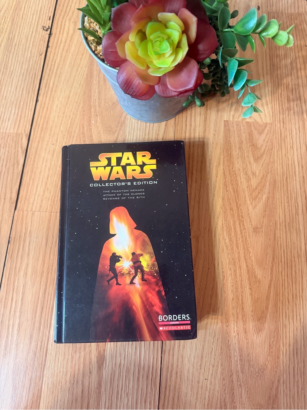 Star Wars Collector's Episodes I, II & III book,a Borders exclusive edition 2005